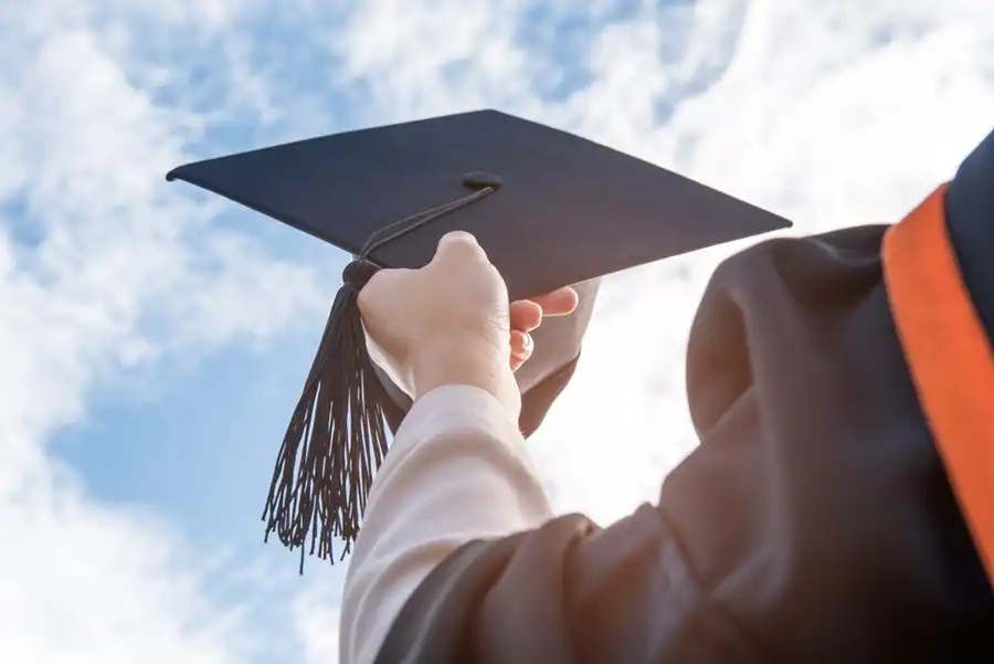 Diplomas original